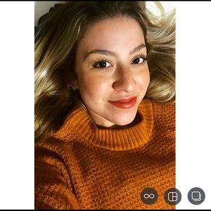 Meet your Posher, Emmemma